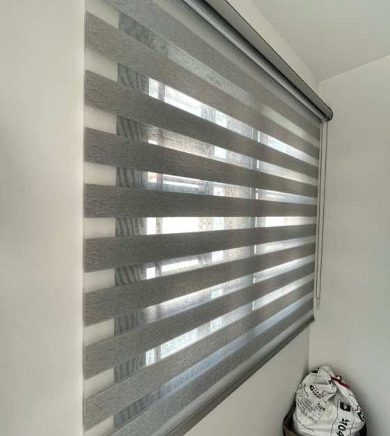 Rèm Cầu Vồng Tone Xám 
