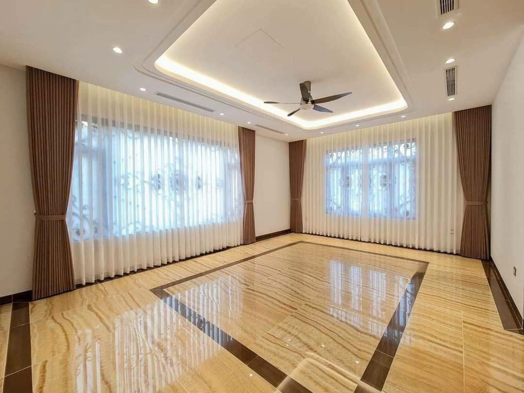 Rèm vải cổ điển sang trọng